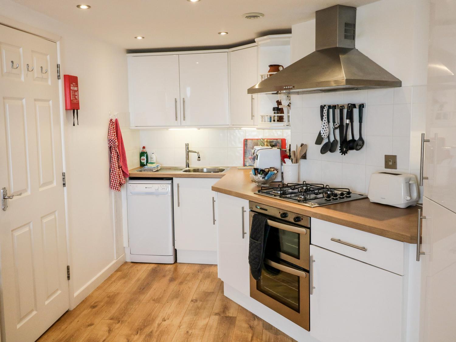 10 Oceanside Apartment Ilfracombe Ngoại thất bức ảnh